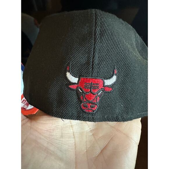 NBA Chicago Bulls New Era 9FIFTY Black Hardwood Classics Snapback Hat Cap - Picture 7 of 7